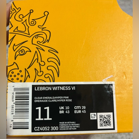 Nike Teal Pink Purple Athletic Sneakers - Picture 8 of 8